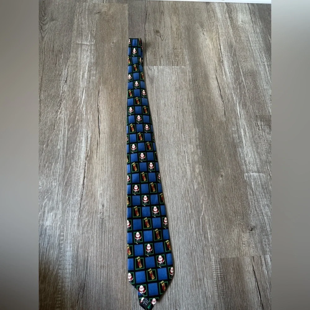 VTG Jolly ‘Ol Nickties Santa Christmas Golf Tie Silk Blue Patterned Men's Tie